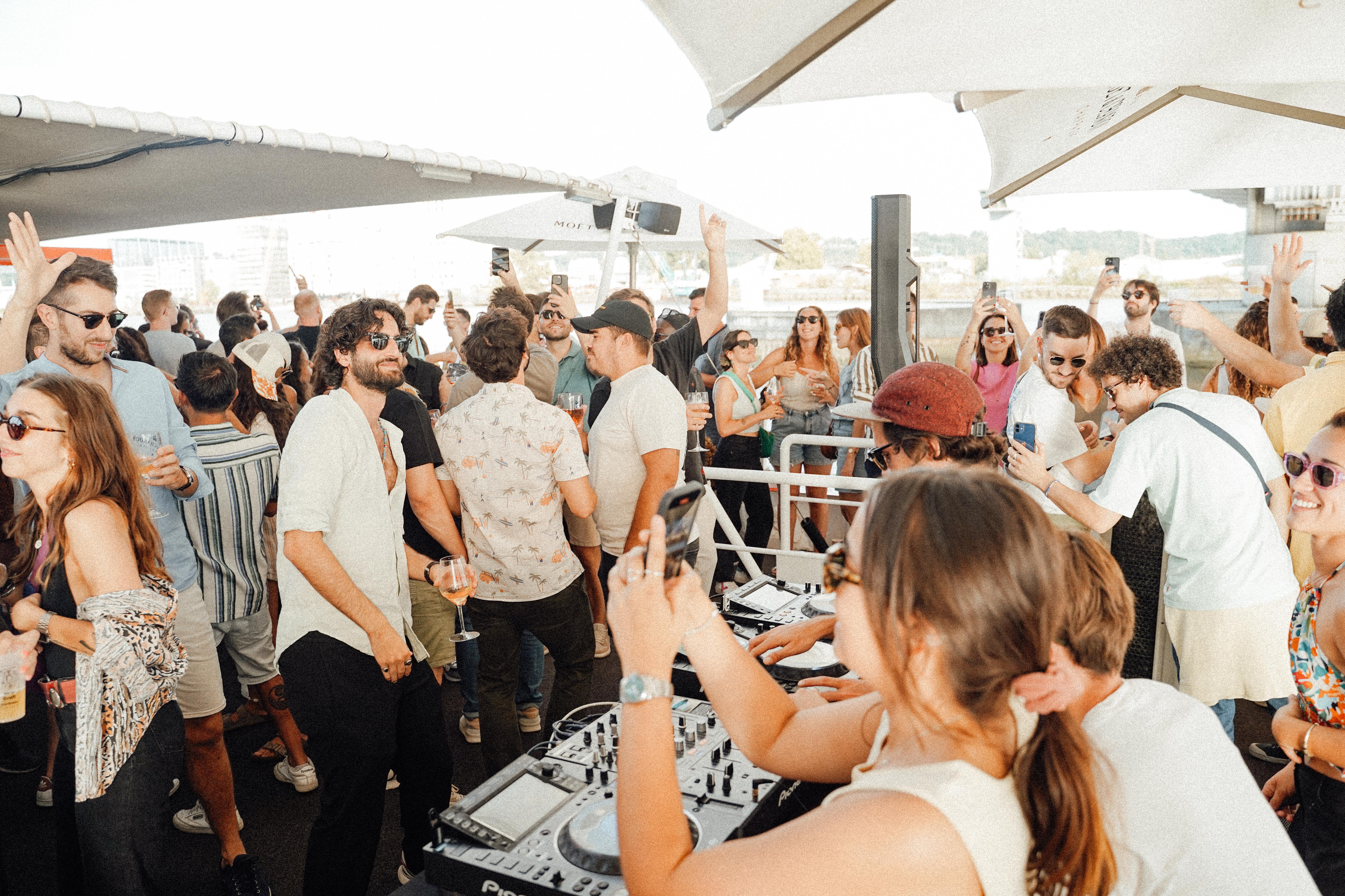 dj set