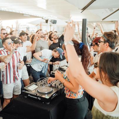 dj set