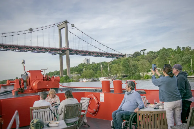 croisière apéro sur la garonne - pont d'aquitaine