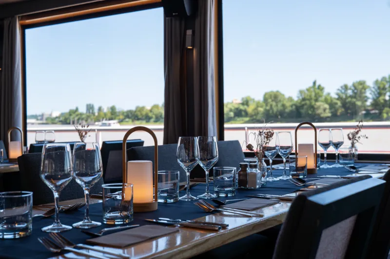 Bateau Restaurant avec vue sur la Garonne