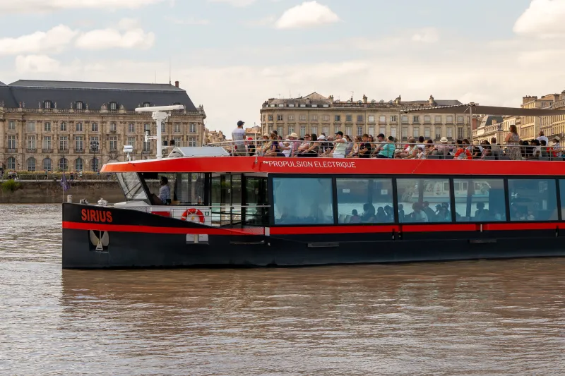 Sirius bateau à propulsion électrique