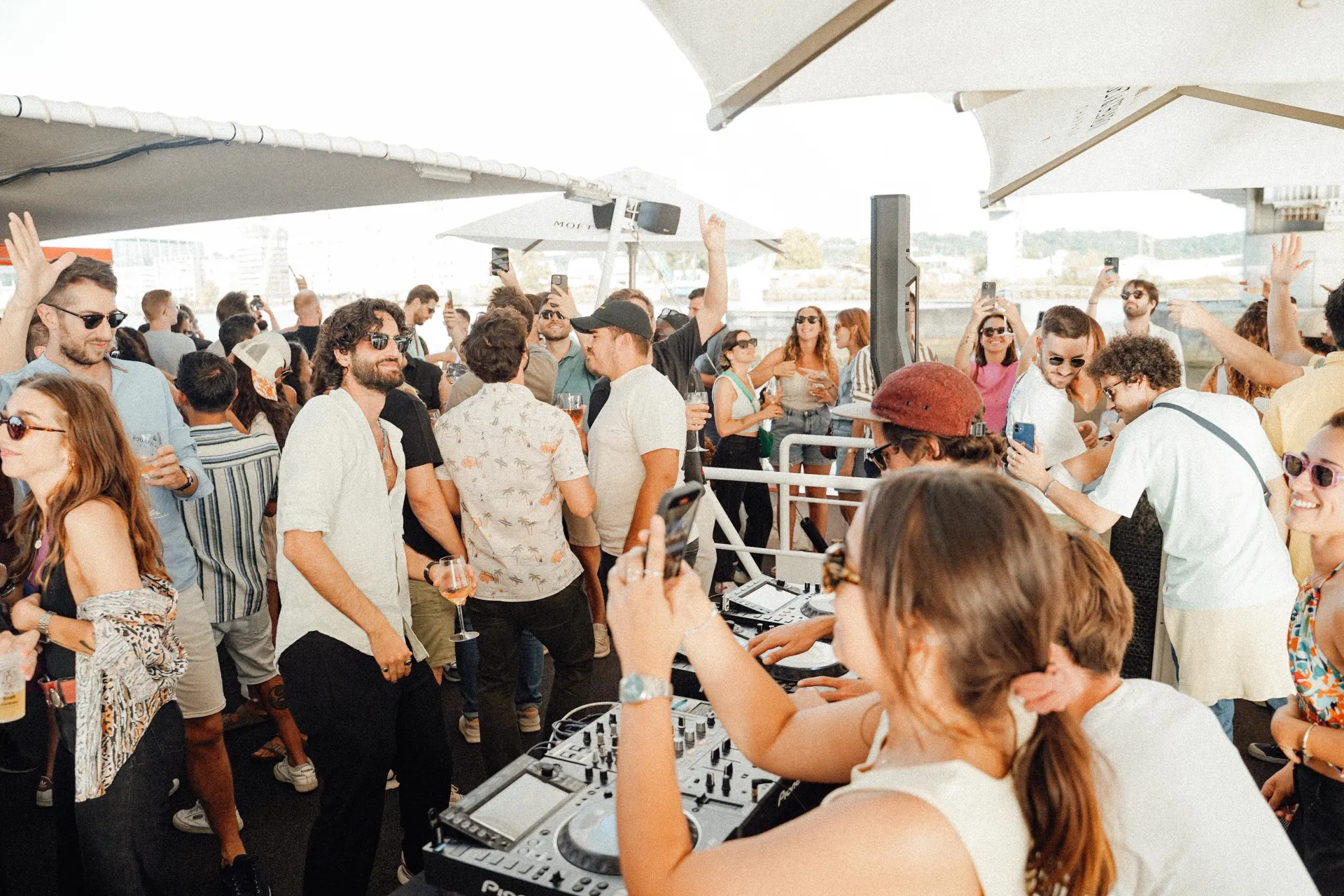 dj set